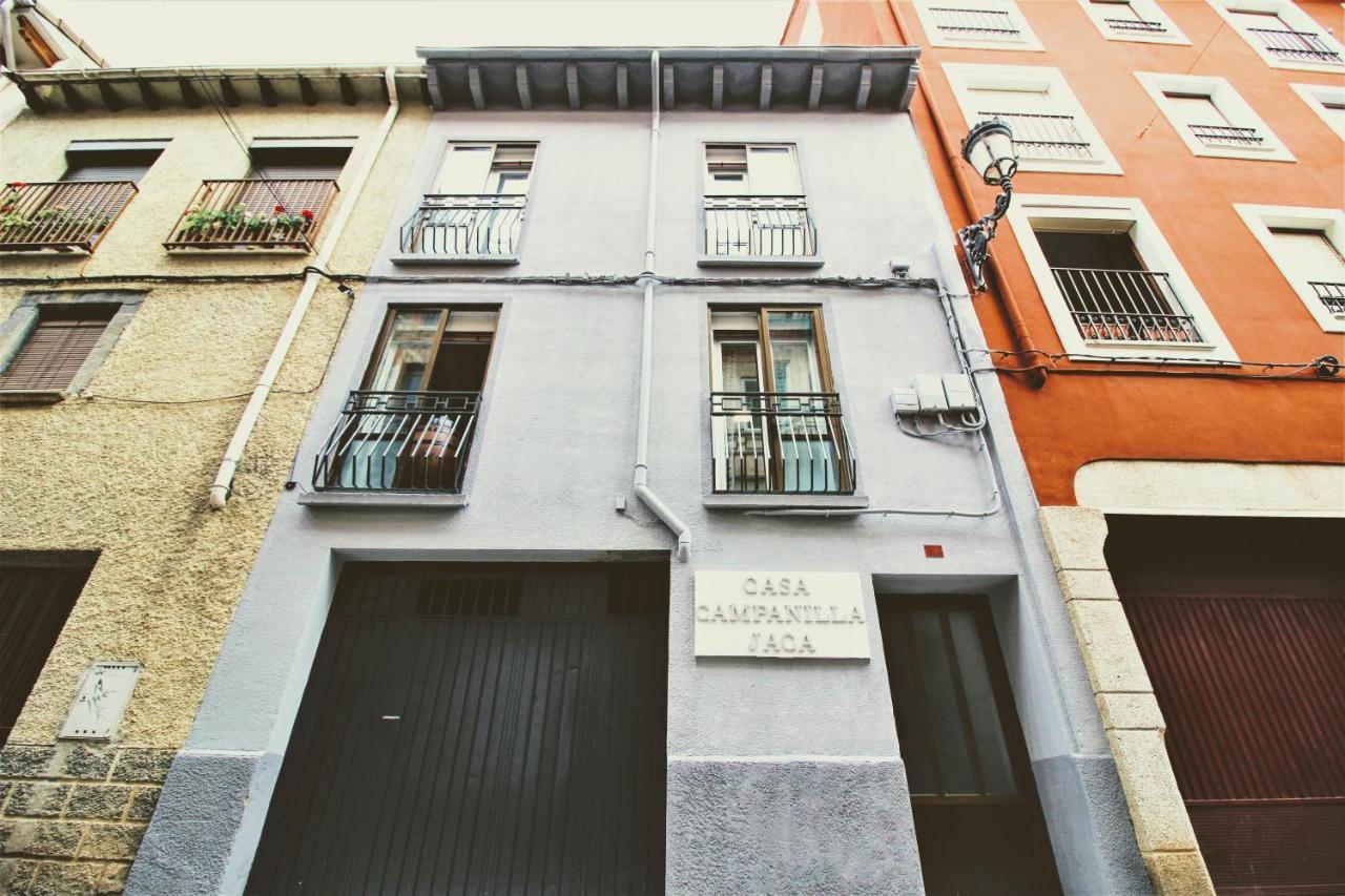 Casa Campanilla Jaca Exterior foto